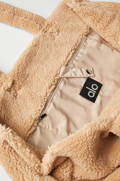 Foxy Sherpa Tote Camel